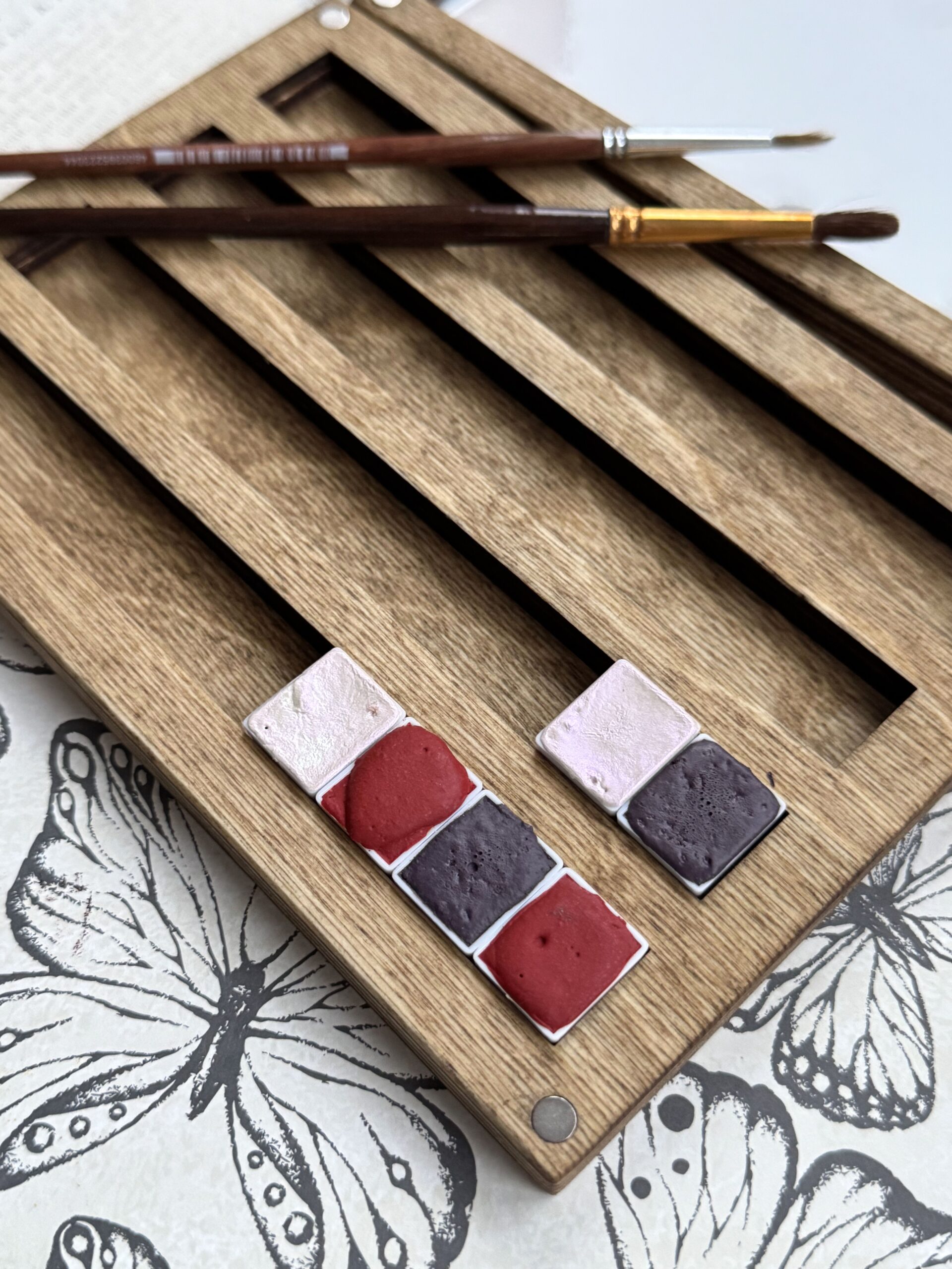 Пенал для акварели деревянный на 40 полукювет с палитрой — изображение 2