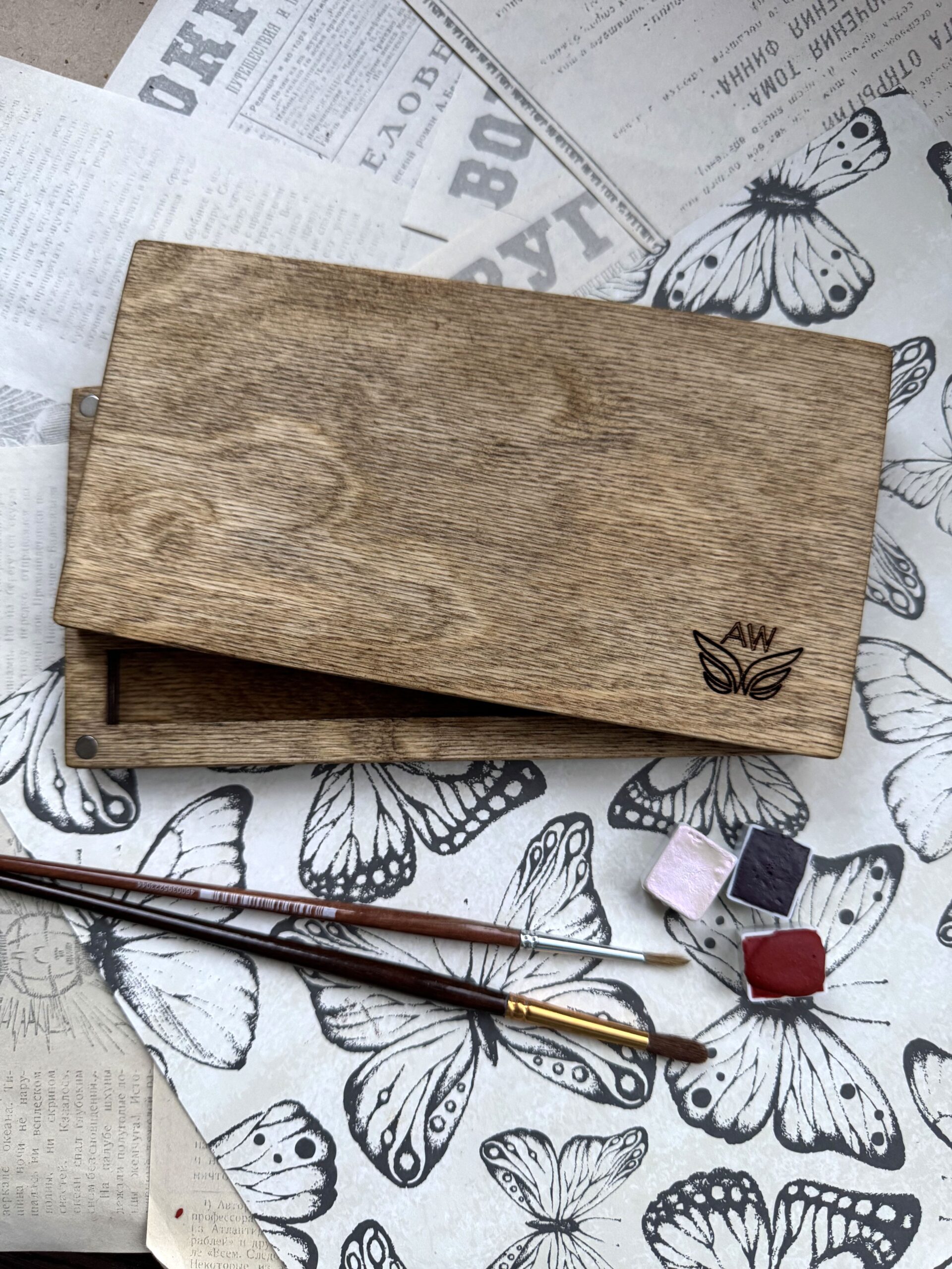 Пенал для акварели деревянный на 30 полукювет с палитрой — изображение 3